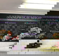 Moxon Cafe - Accommodation in Surfers Paradise