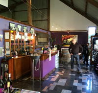 Cargo Road Winery Cafe - Accommodation in Surfers Paradise