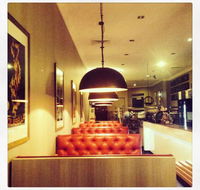 Bella's - Accommodation in Surfers Paradise