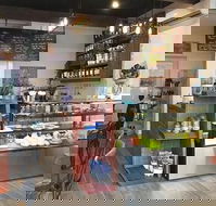 Rawsome Earth Cafe - Accommodation in Surfers Paradise