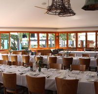 The Entrance Hotel