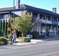 Coachwood  Cedar Motor Hotel Restaurant - Accommodation in Surfers Paradise