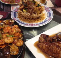 Hong Loch Chinese Restaurant