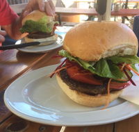 Mart's Cafe - Accommodation in Surfers Paradise