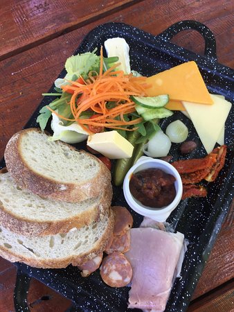 Perrys Crossing NSW Accommodation in Surfers Paradise