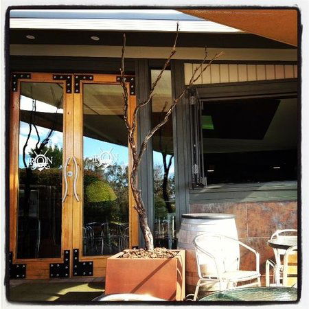 Iron Bar - Accommodation in Surfers Paradise 0