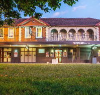 Swansea Hotel - Accommodation in Surfers Paradise
