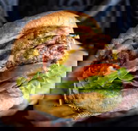 Burgerfiend - Accommodation in Surfers Paradise