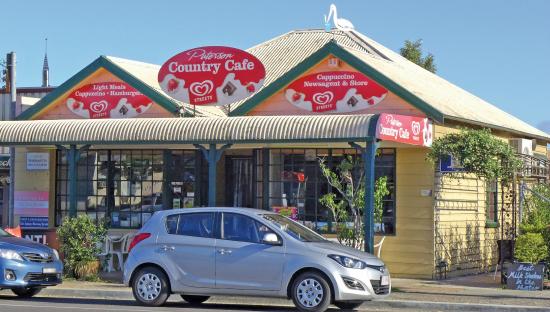 Paterson NSW Accommodation in Surfers Paradise
