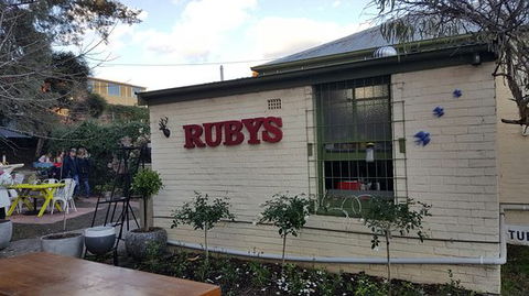 Ruby's Cafe & Gift Store - Accommodation in Surfers Paradise 0