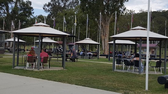 Putty NSW Accommodation in Surfers Paradise