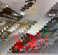 Mon's Ethics Cafe - Accommodation in Surfers Paradise