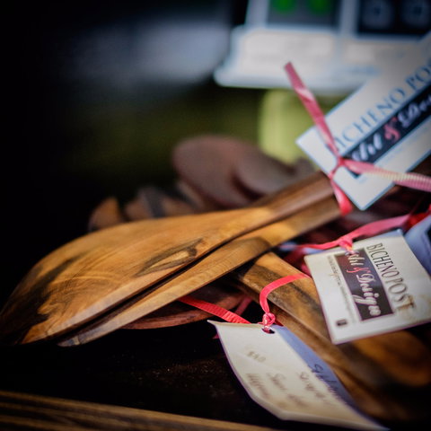 The Farm Shed East Coast Wine Centre - Accommodation in Surfers Paradise 2