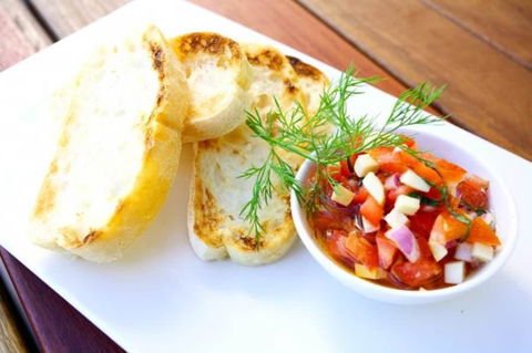 Benowa Tavern - Benowa - Accommodation in Surfers Paradise 0