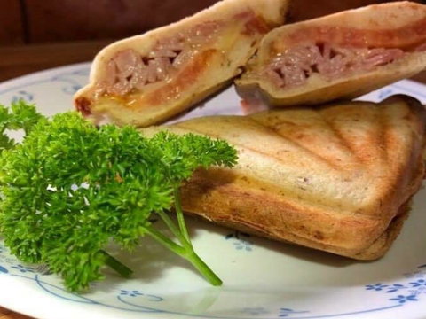 Coffee Mug - Accommodation in Surfers Paradise 1