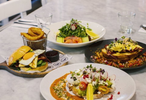 The Jolly Miller Café - Hoppers Crossing - Accommodation in Surfers Paradise 0