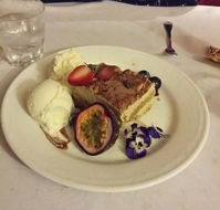 Anna's Restaurant - Accommodation in Surfers Paradise