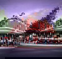 The City Oval Hotel - Accommodation in Surfers Paradise