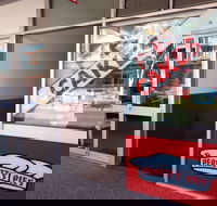 Perrett's Pies - Accommodation in Surfers Paradise