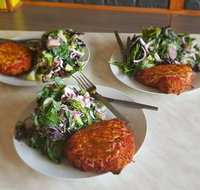 Pizzatude - Accommodation in Surfers Paradise