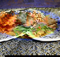 Caxton Thai - Accommodation in Surfers Paradise