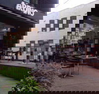 Ardino Salon  Cafe - Accommodation in Surfers Paradise