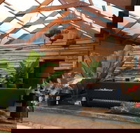 Native Home House of Plants - Accommodation in Surfers Paradise