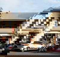 Yarragon Hotel - Accommodation in Surfers Paradise