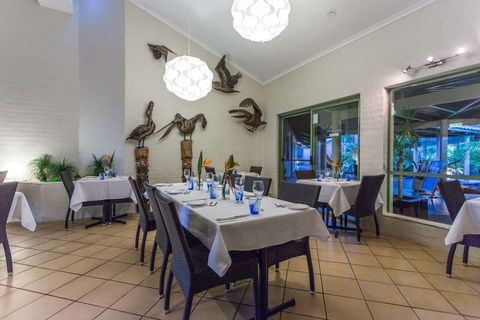 Wild Prawn Cafe Bar And Grill - Accommodation in Surfers Paradise 0
