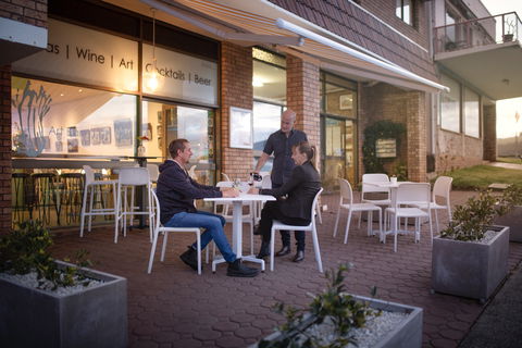 Art Bar Kiama - Accommodation in Surfers Paradise 1