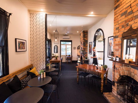 Badger And Hare - Accommodation in Surfers Paradise 2