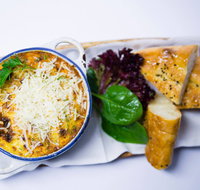 Kafenes - Accommodation in Surfers Paradise