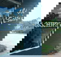 Old Salty's Seafood - Accommodation in Surfers Paradise