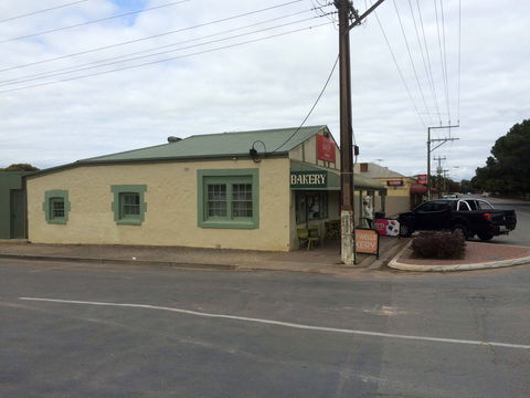Two Wells Bakery - Accommodation in Surfers Paradise 0