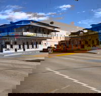 Harts Takeaway/Junction Hotel Peterborough - Accommodation in Surfers Paradise