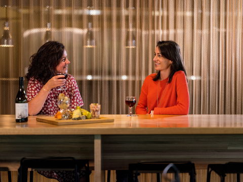 1830 Restaurant And Bar - Accommodation in Surfers Paradise 2
