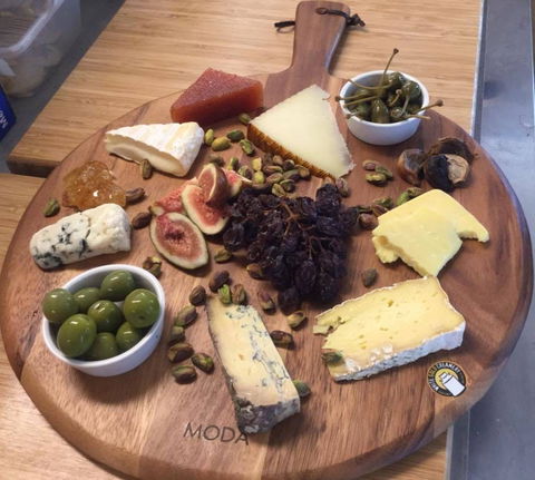 The Long Yard Larder - Accommodation in Surfers Paradise 0