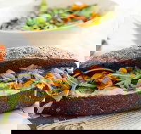 Vietnamese Saigon Star - Accommodation in Surfers Paradise