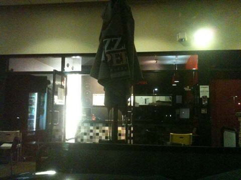 Pizza Capers - Manly - Tingalpa - Accommodation in Surfers Paradise 0