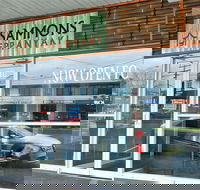 One69 Main Street Cafe - Accommodation in Surfers Paradise