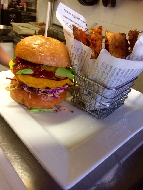 Cuisine Café - Accommodation in Surfers Paradise 0