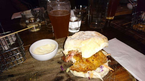 Pig & Tinder Box - Accommodation in Surfers Paradise 0