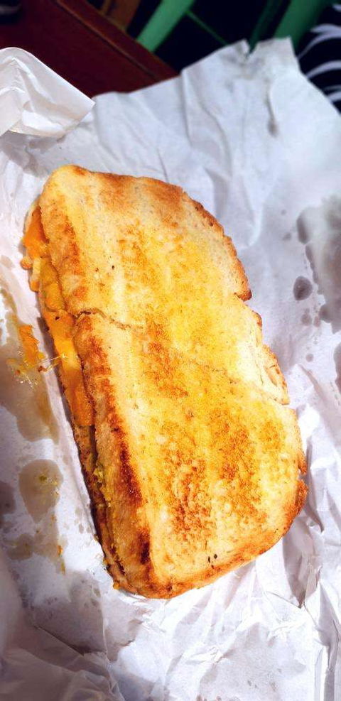 Burnt Toast - Accommodation in Surfers Paradise 0
