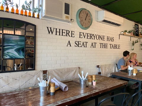 Oikos Cafe Ipswich - Accommodation in Surfers Paradise 2