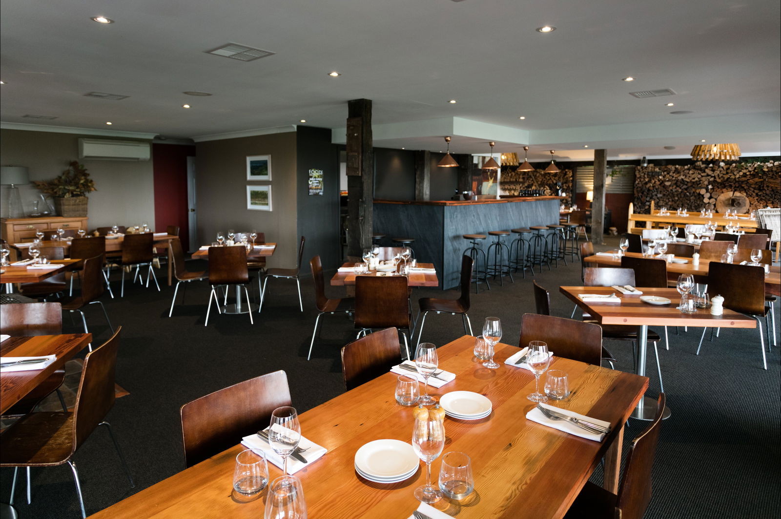 Spring Creek NSW Accommodation in Surfers Paradise