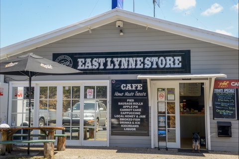 East Lynne Store - Accommodation in Surfers Paradise 0