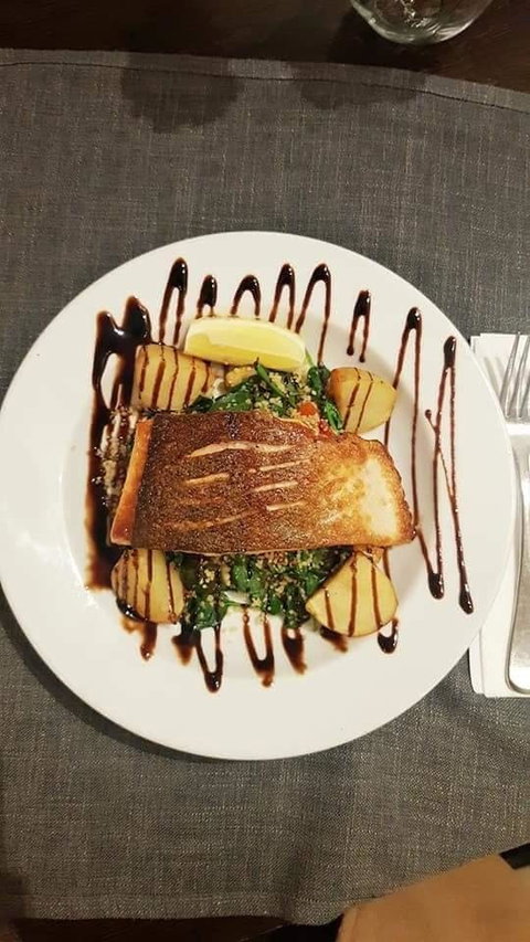 White Angels Cafe Restaurant - Newtown - Accommodation in Surfers Paradise 0