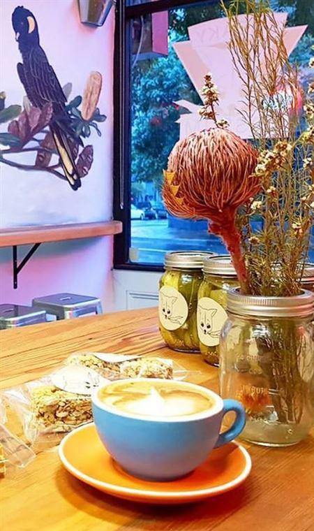 Batavia Cafe - Accommodation in Surfers Paradise 4