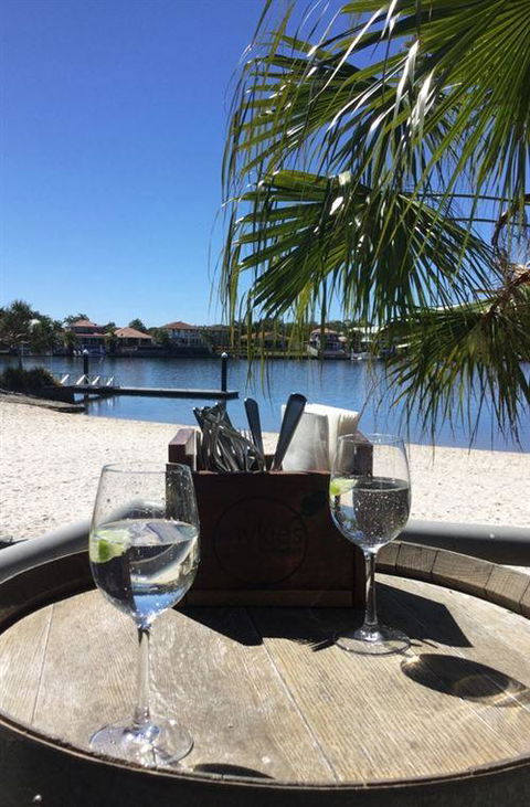 Mykies By The Bay - Accommodation in Surfers Paradise 4