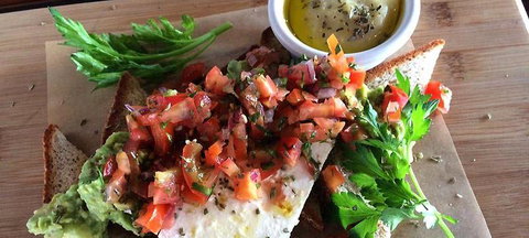 Xenia Grill - Accommodation in Surfers Paradise 1